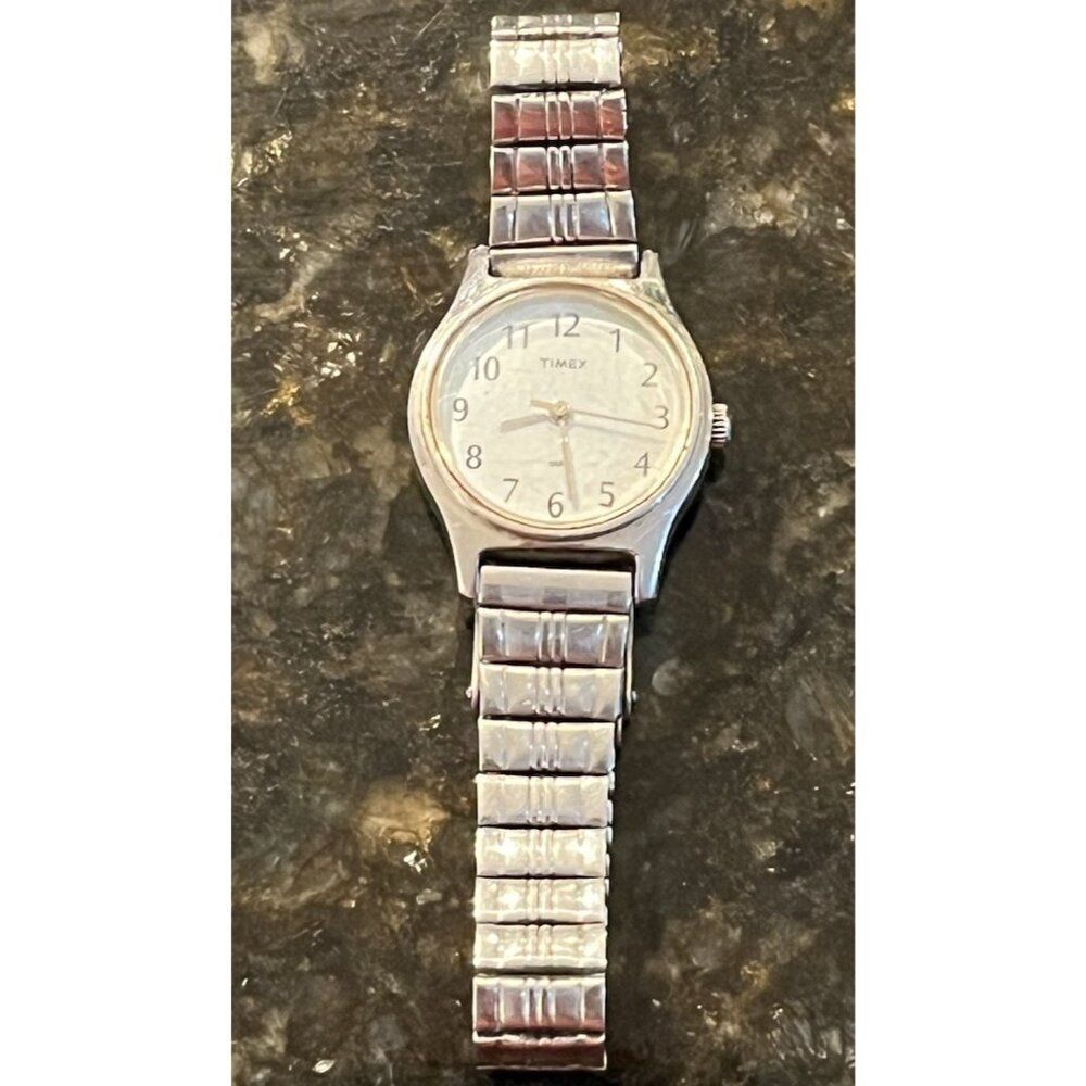 Timex Easy Reader Women's Stainless Steel Expansion Bracelet Watch SG-04-E-G2